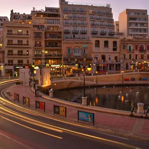 123 Mainstreet Boutique Hotel San Ġiljan