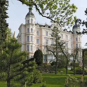 **** Отель Bristol Palace Чехия