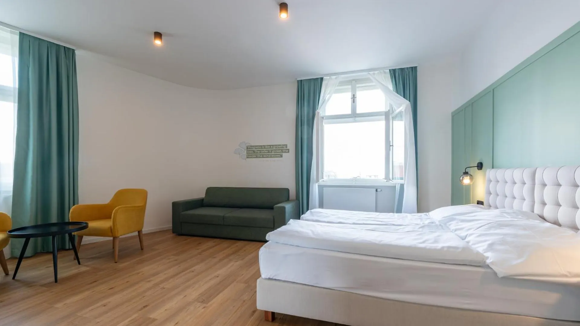 Luma Terra Prague Hostel 0*,  チェコ