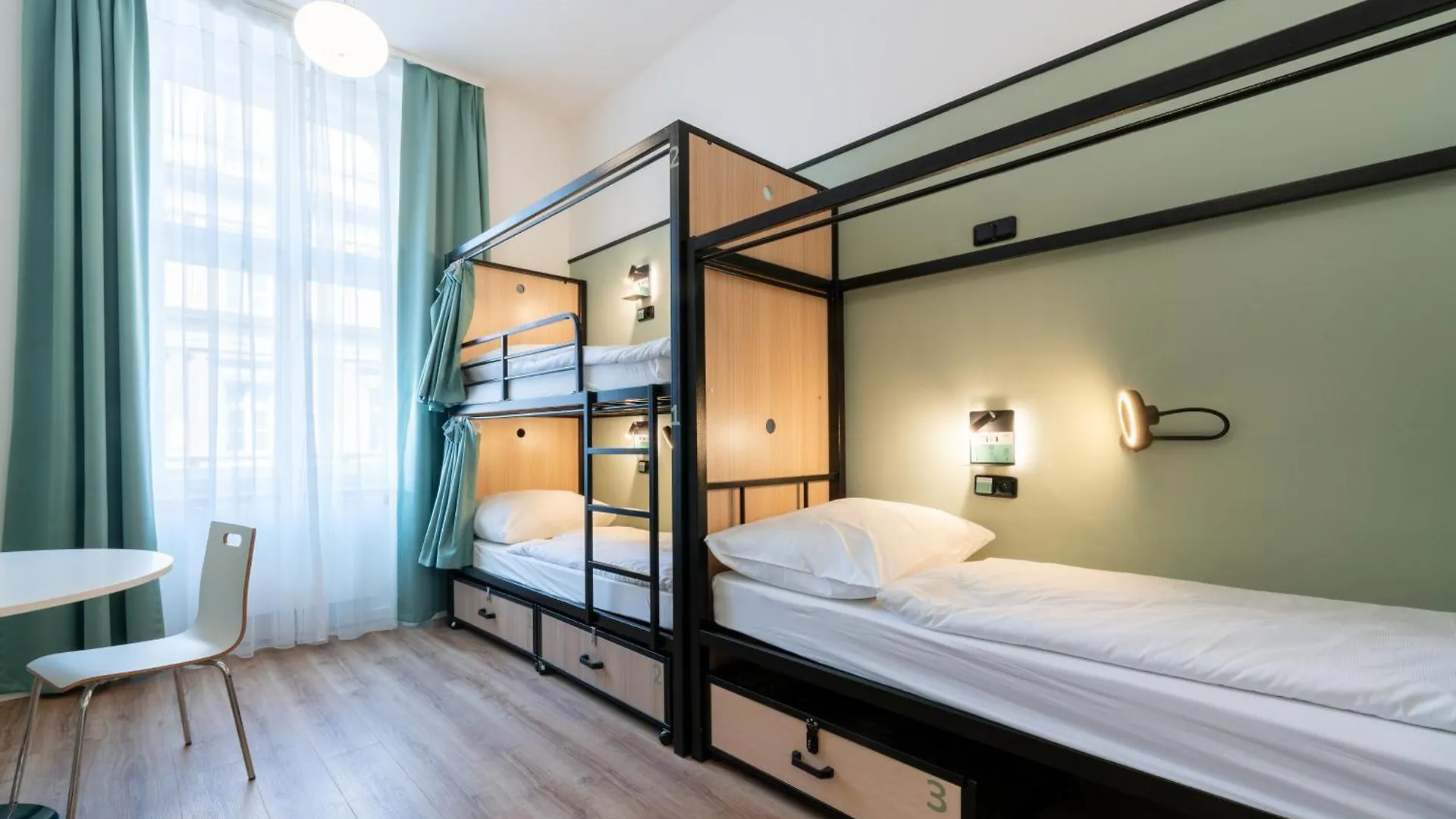 Luma Terra Prague Hostel 0*,